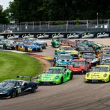 Jack Aitken ging von der Pole-Position aus in den zwölften Meisterschaftslauf 