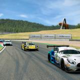 Überraschung am Red Bull Ring: Gaststarter Marko Pejic kommt im virtuellen Porsche 911 GT3-R auf dem dritten Rang ins Ziel
