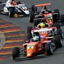 Mike David Ortmann vor Mick Schumacher und Joey Mawson