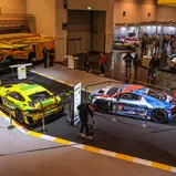 ADAC auf der Essen Motor Show 2022: Rechts der Audi R8 LMS Evo2, Siegerfahrzeug beim 24h-Rennen Nürburgring und links der Mercedes-AMG GT3 von Raffaele Marciello, ADAC GT Masters Champion 2022