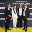 David Schumacher mit ADAC Motorsportchef Thomas Voss und ADAC Geschäftsführer Lars Soutschka