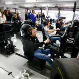 ADAC GT Masters auf dem Simulator bei RaceRoom
