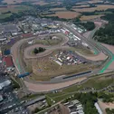 Leider sind in diesem Jahr aufgrund der Corona-Pandemie keine Fans auf den sonst gefüllten Tribünen des Sachsenrings und dem Eventgelände zugelassen.