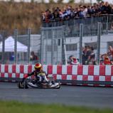 Simon Rechenmacher feiert Doppelsieg und X30 Senior-Titel