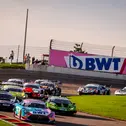 Erstmals kommt der neue innovative Kraftstoff „Shell Blue Gasoline 98 GT Masters“ zum Einsatz