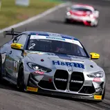 Bestzeit für den BMW M4 GT4 von Gabriele Piana