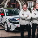 Emma Chalvin (r.) und Copilotin Emy Ailloud-Perraud