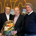 Dr. Erhard Oehm wurde für seine langjährigen Dienste für die Stiftung geehrt