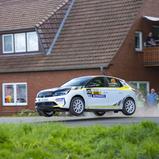 Höhenflug: Der zweimalige DTM-Champion Timo Scheider ließ sich zum zweiten Mal elektrisieren