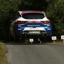 Auf dem Sprung zur Führung im ADAC Rallye Masters: Carsten Mohe im Renault Clio R3T