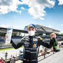 Erneuter Triumph: Laurin Heinrich holt seinen zweiten Saisonsieg im Carrera Cup
