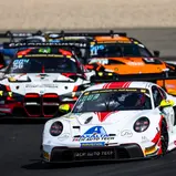 Fach Auto Tech haben zum ersten Mal im ADAC GT Masters gewonnen