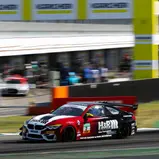 Platz zwei geht an den BMW von Hofor Racing by Bonk Motorsport