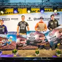 Über die Prämie für den Red Bull Holeshot freuten sich Dennis Ullrich, Tom Koch, Michael Sandner und Nick Domann. 
