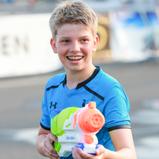 ADAC Formel 4, Lausitzring, Wasserschlacht, Fahrerlager, Robert Shwartzman