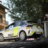 Freuen sich auf die tückischen Prüfungen rund um Zlín: Pellier/Pelamourgues im Opel Corsa Rally4