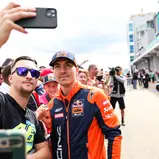 Maverick Vinales nahm sich Zeit für seine Fans am Sachsenring