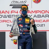 Tim Tramnitz sorgt für Furore beim Saisonstart der italienischen Formel-4-Meisterschaft