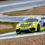 #32 Leon Wassertheurer/Leo Pichler (W&S Motorsport / Porsche 718 Cayman GT4 CS MR)