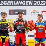 Tageswertung beim ADAC MX Juniorcup Cup 85 v.l.n.r.: Mick Kennedy ( Niederlande / KTM / Motocross AAD ), Gyan Doensen ( Niederlande / Husqvarna / Husqvarna SKS-Racing NL Team ) und Jayson Van Drunen ( Niederlande / Yamaha / SHR Motorsports-Yamaha Motor Eu