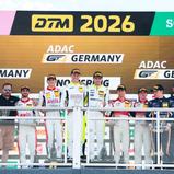 Strahlende Gesichter auf dem Podium des Samstagsrennens