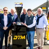 Von links nach rechts: Willem Groenewald (FIA Secretary General for Automobile Mobility), Karlheinz Jungbeck (ADAC Tourismuspräsident), Dr. Gerd Ennser (ADAC Sportpräsident), Alberto Villareal (General Manager FIA) und Dr. Hilmar Siebert (ADAC Vizepräside