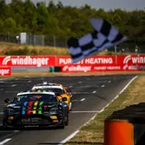 Siegerauto: Der Aston Martin von COSY Racing by ESM