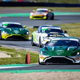 Der Aston Martin Vantage GT4 von Indy Dontje