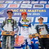 Lucas Leok (mitte) holte den Gesamtsieg im ADAC MX Junior Cup 85 vor Jarno Jansen (l.) und Luca Nierychlo