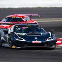 Ferrari-Pilot Jack Aitken entschied die erste DTM-Session am Vormittag für sich