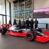 Profis wie Allan McNish und Neel Jani nahmen sich Zeit für Talente wie Montego Maassen und Mathilda Paatz