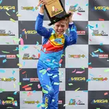 Konfetti für Mini Champion Dean Hoogendoorn