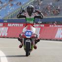 Rossi Moor siegt und führt weiter