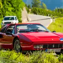 Zusätzlichen italienischen Flair bringen Ferrari, Maserati & Co. auf die ADAC Europa Classic 2024 in Südtirol (Foto: ADAC Klassik)