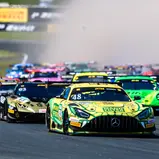 Den zweiten Platz belegte Mercedes-AMG-Fahrer Jules Gounon