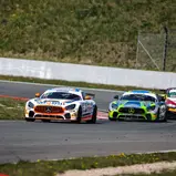 Einer der beiden Mercedes-AMG GT4 vom Team Zakspeed