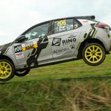 Endlich hat’s geklappt: Joe Baur fliegt zum ersten Podestplatz im Opel Corsa Rally Electric