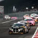 Der BMW von FK Performance Motorsport komplettierte die Top Drei