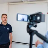 Medientraining: Jan-Philipp Springob beim Interview- und Kameratraining