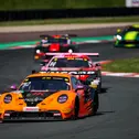 Morris Schuring aus Amsterdam tritt in einem Porsche 911 GT3 R an