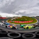 Beim Auslandsstopp im niederländischen Zandvoort geht die DTM steil