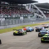 Das ADAC GT Masters präsentiert sich 2024 bei attraktiven und abwechslungsreichen Events