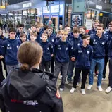 Das Motorsport Team Germany erhält eine Führung durch die Motorworld München (Foto Gruppe C Photography)