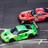 #90 Ayhancan Güven (TUR / Porsche 911 GT3 R / Manthey EMA), #84 Tom Kalender (DEU / Mercedes-AMG GT3 / Mercedes-AMG Team Landgraf), Norisring