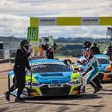 ADAC GT Masters, Sachsenring, Rutronik Racing, Patric Niederhauser, Kelvin van der Linde