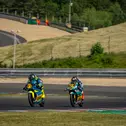 Paul Linsbichler und Ole Säuberlich im Duell auf der traditionsreichen Grand-Prix-Strecke (Foto: Dino Eisele)