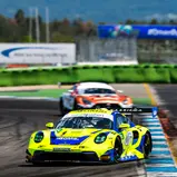Finn Gehrsitz und Sven Müller führen die Meisterschaft im ADAC GT Masters an