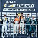 Das Samstagspodium der ADAC GT4 Germany auf dem Sachsenring