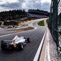 Der deutsche Jonas Ried (17/Ehingen/PHM Racing) mit P7 auf der legendären Formel-1-Strecke