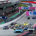 Das ADAC GT Masters begeistert mit einem Langstreckenformat sowie den bewährten Sprintrennen